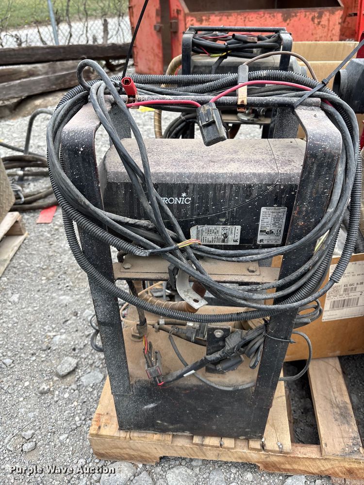 image for item EV2032 (6) Airtronic heaters