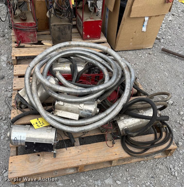 image for item EV2034 (8) Hilton cordless propane engine heaters