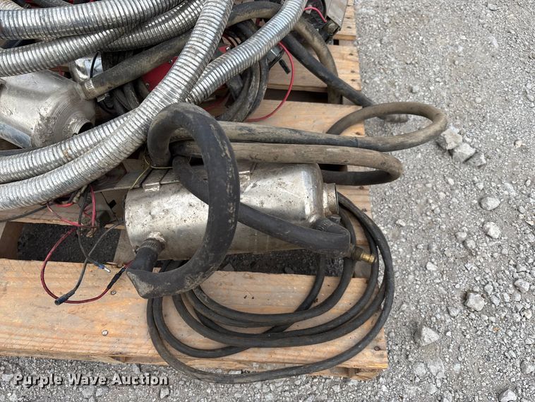 image for item EV2034 (8) Hilton cordless propane engine heaters