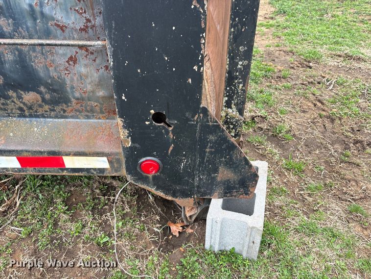 image for item EV2832 Dump bed