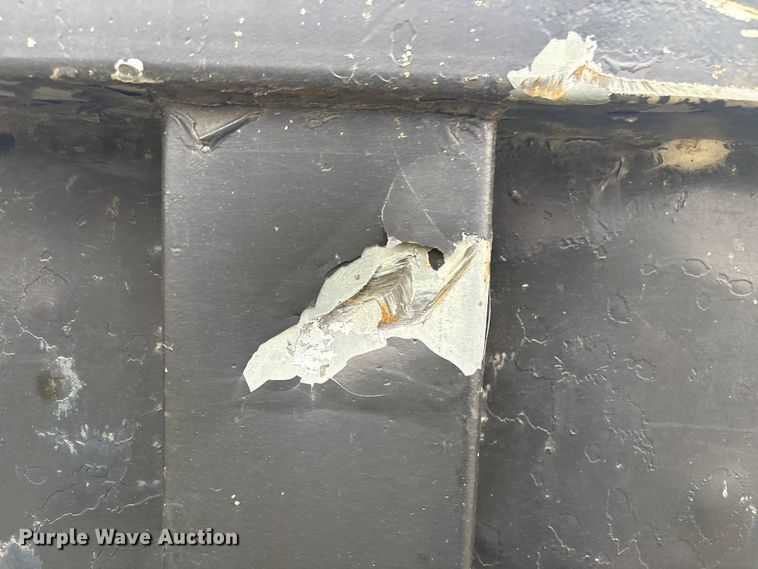 image for item EV2832 Dump bed