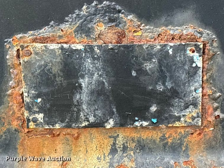 image for item EV2832 Dump bed