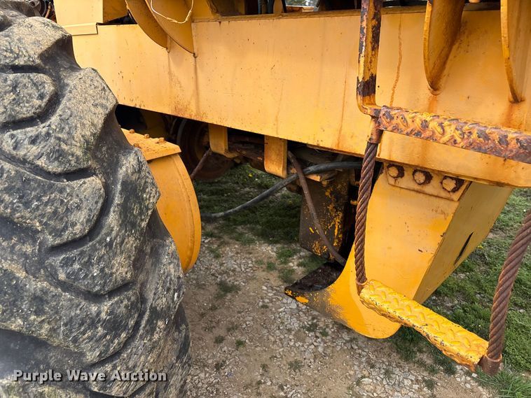 image for item EV2833 1974 Champion 715 rigid frame motor grader