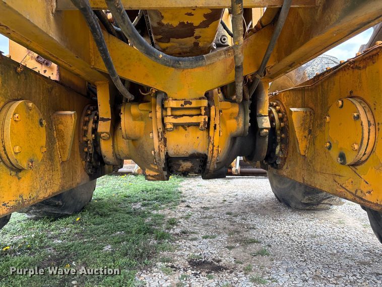 image for item EV2833 1974 Champion 715 rigid frame motor grader