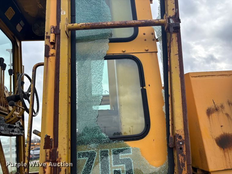 image for item EV2833 1974 Champion 715 rigid frame motor grader