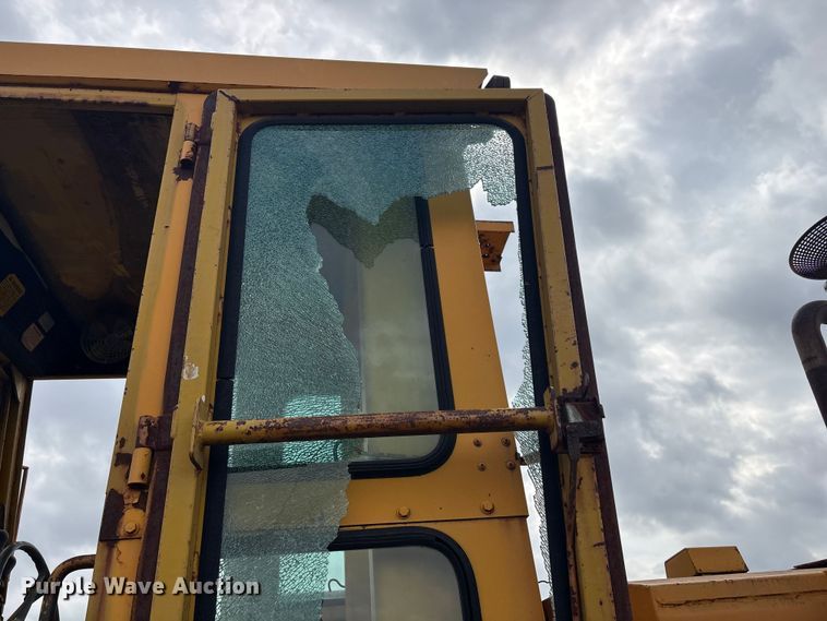 image for item EV2833 1974 Champion 715 rigid frame motor grader