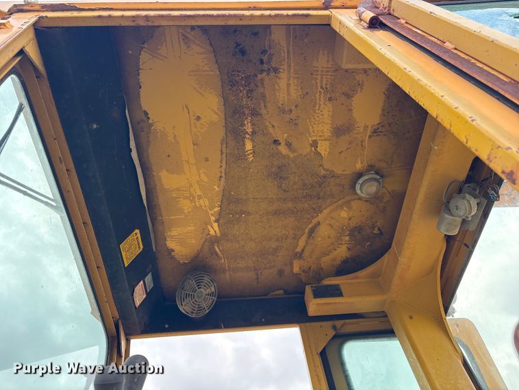 image for item EV2833 1974 Champion 715 rigid frame motor grader