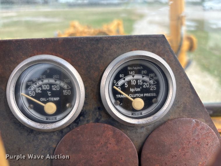 image for item EV2833 1974 Champion 715 rigid frame motor grader