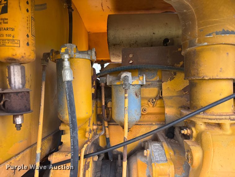 image for item EV2833 1974 Champion 715 rigid frame motor grader