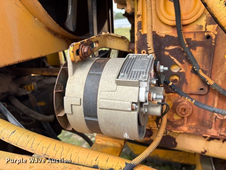 image for item EV2833 1974 Champion 715 rigid frame motor grader