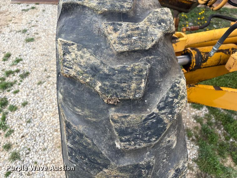 image for item EV2833 1974 Champion 715 rigid frame motor grader