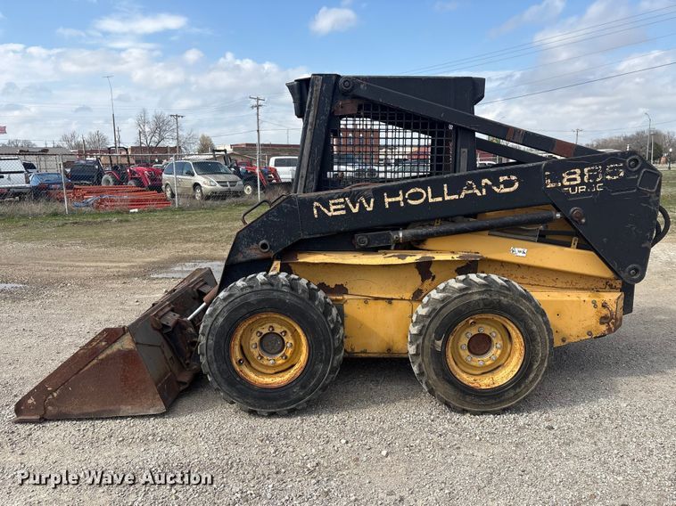 image for item EV2834 1996 New Holland LX885 skid steer loader