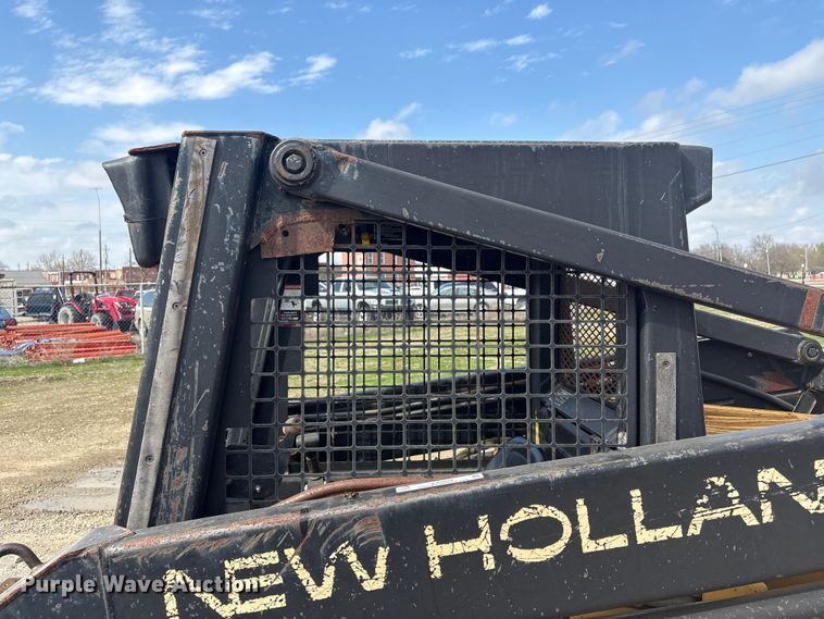 image for item EV2834 1996 New Holland LX885 skid steer loader