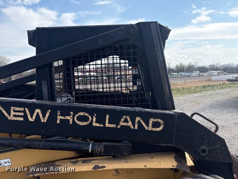 image for item EV2834 1996 New Holland LX885 skid steer loader