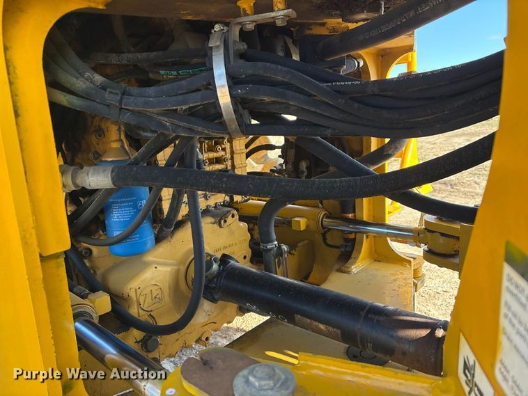 image for item EV2840 2004 John Deere 544J wheel loader