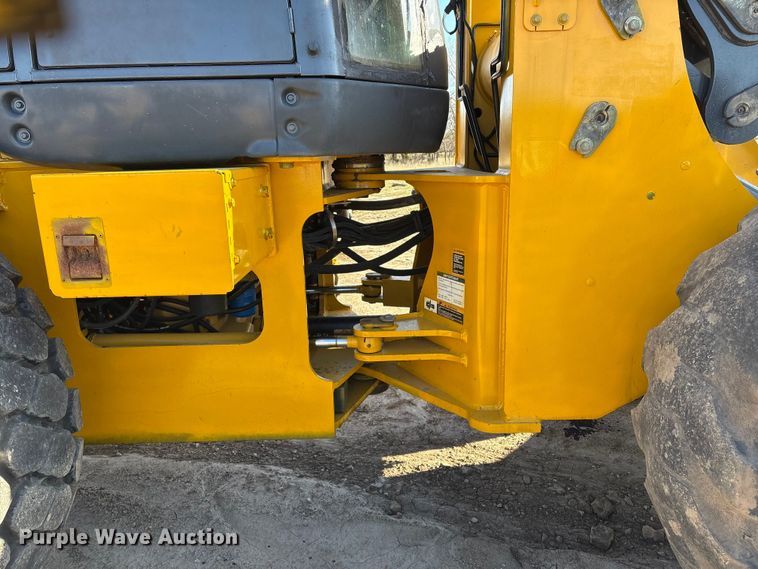 image for item EV2840 2004 John Deere 544J wheel loader