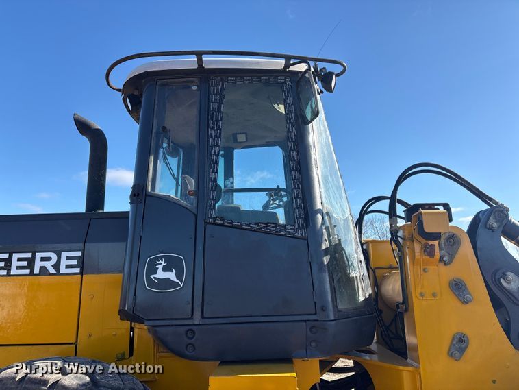 image for item EV2840 2004 John Deere 544J wheel loader