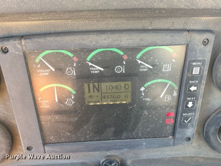 image for item EV2840 2004 John Deere 544J wheel loader