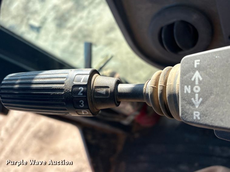 image for item EV2840 2004 John Deere 544J wheel loader