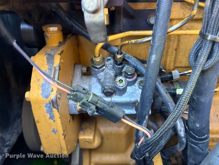 image for item EV2840 2004 John Deere 544J wheel loader