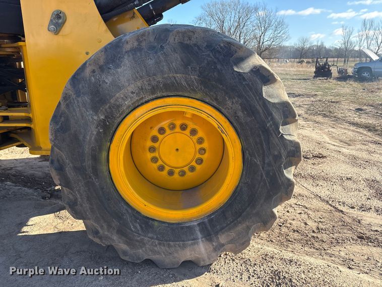 image for item EV2840 2004 John Deere 544J wheel loader