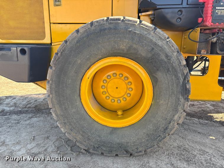 image for item EV2840 2004 John Deere 544J wheel loader