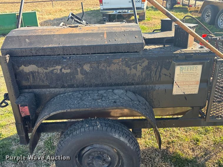 image for item EV2842 Asphalt crack fill equipment