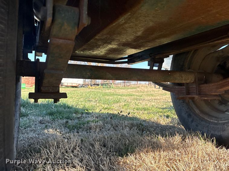 image for item EV2842 Asphalt crack fill equipment