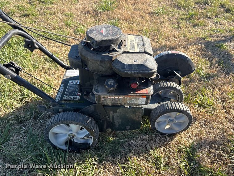 image for item EV2842 Asphalt crack fill equipment