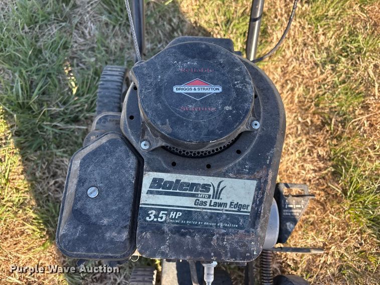 image for item EV2842 Asphalt crack fill equipment