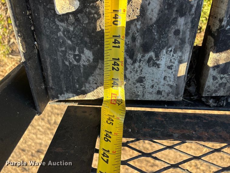 image for item EV2842 Asphalt crack fill equipment