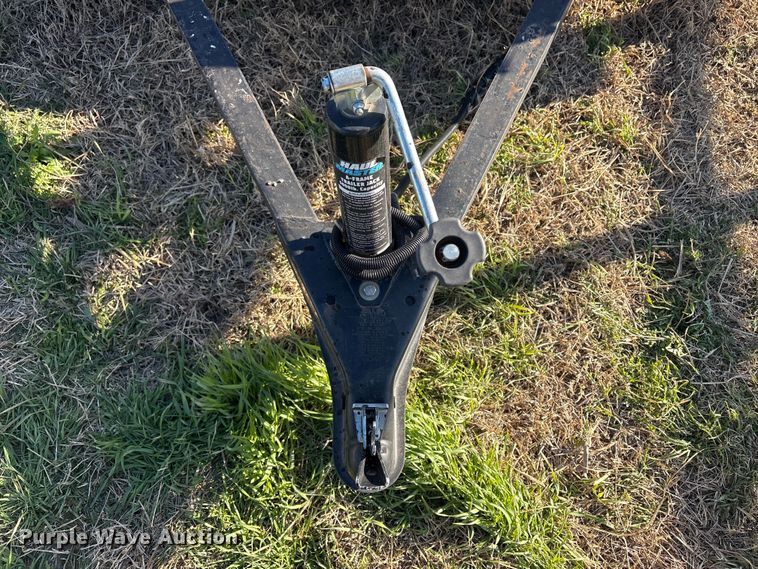 image for item EV2842 Asphalt crack fill equipment