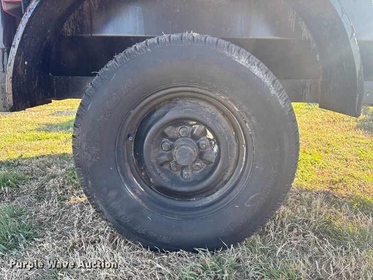 image for item EV2842 Asphalt crack fill equipment