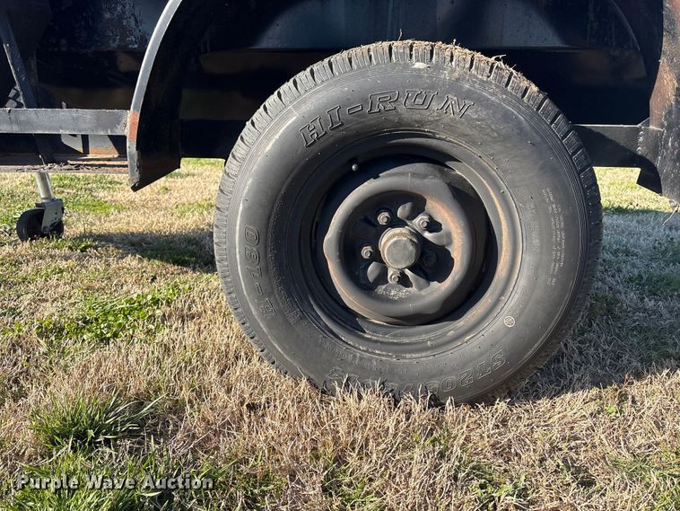 image for item EV2842 Asphalt crack fill equipment