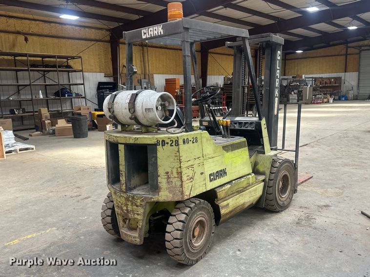 image for item EV2845 Clark GPS20MB forklift