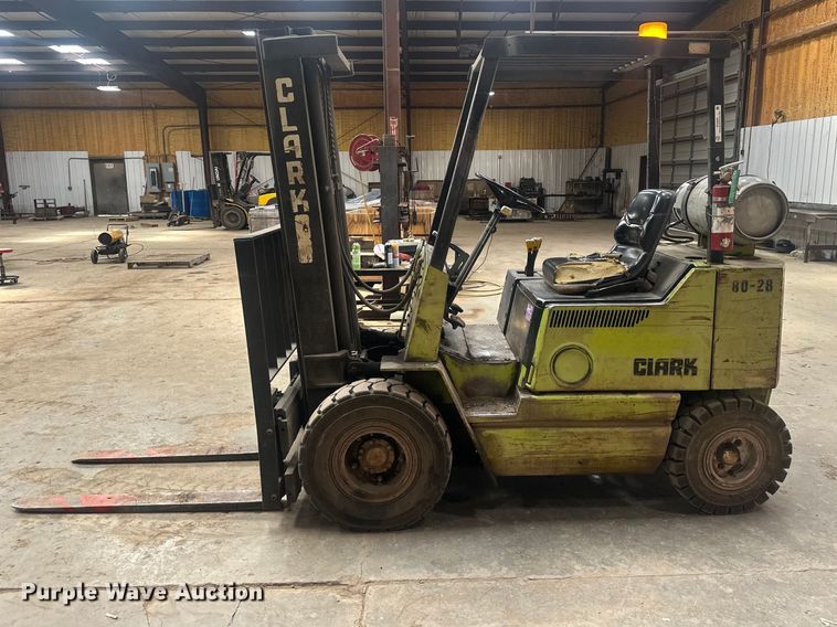 image for item EV2845 Clark GPS20MB forklift