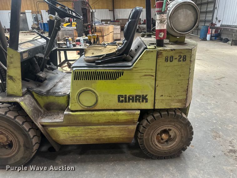 image for item EV2845 Clark GPS20MB forklift