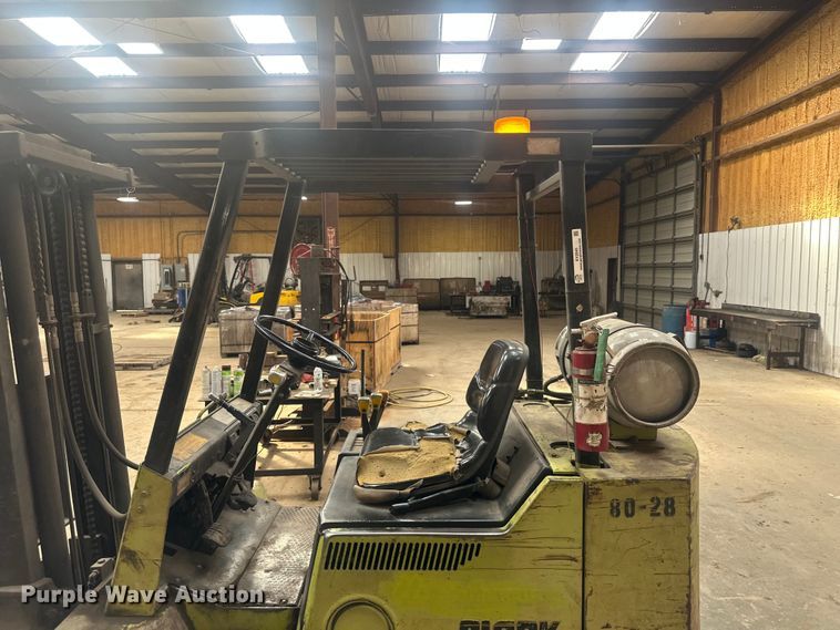 image for item EV2845 Clark GPS20MB forklift