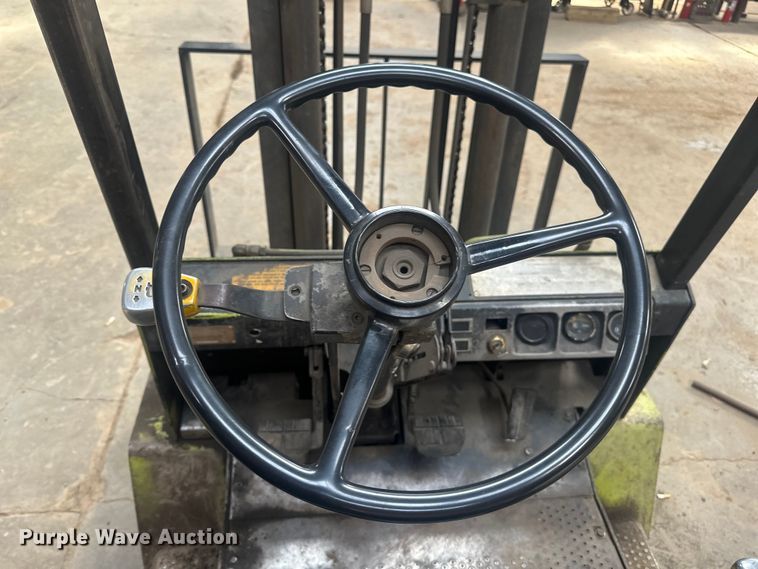 image for item EV2845 Clark GPS20MB forklift