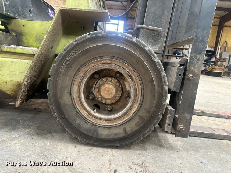 image for item EV2845 Clark GPS20MB forklift