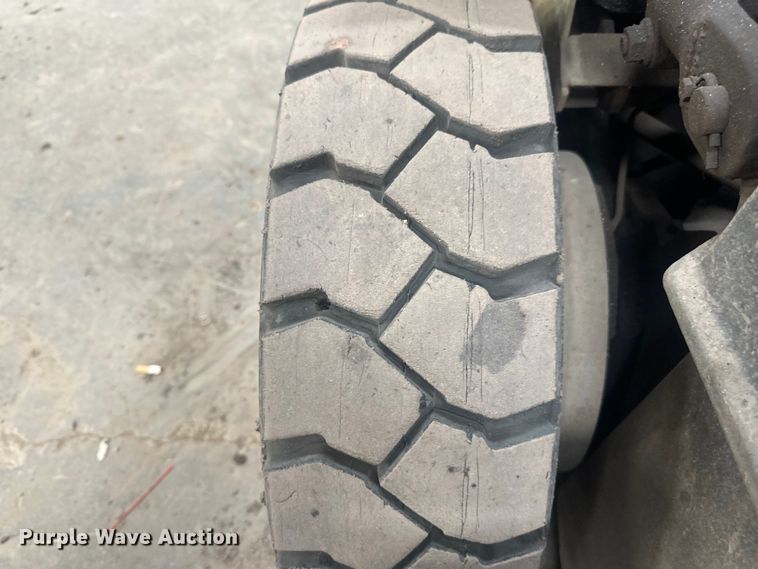image for item EV2845 Clark GPS20MB forklift