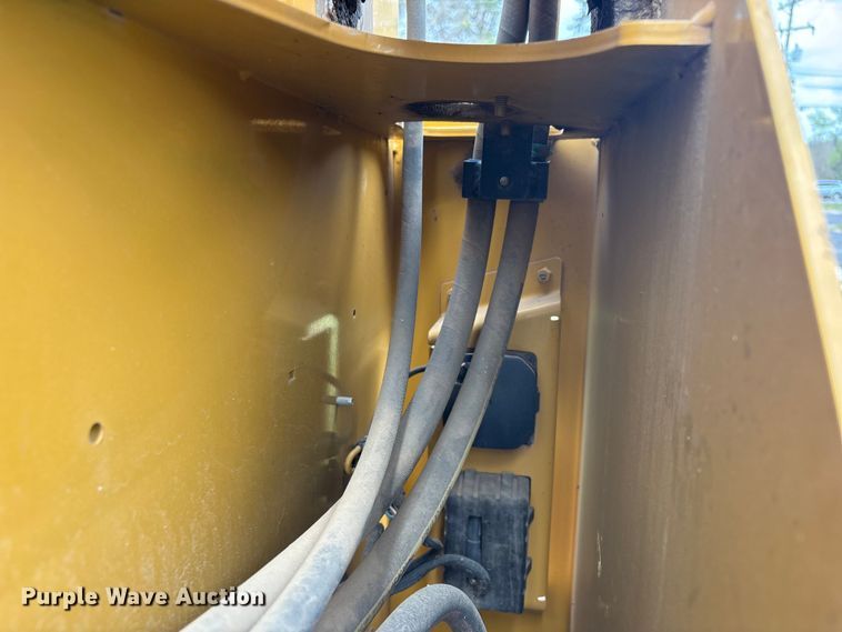 image for item EV2894 2015 Caterpillar 236D skid steer loader