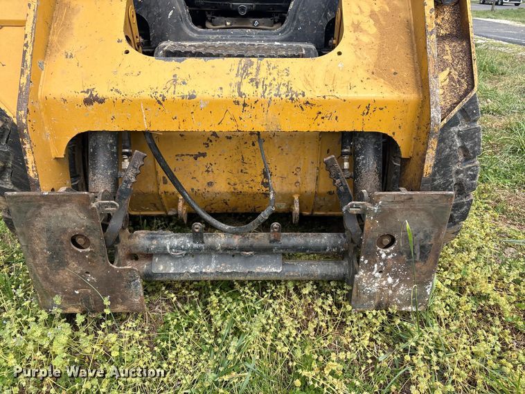 image for item EV2894 2015 Caterpillar 236D skid steer loader