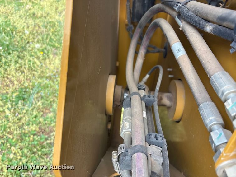 image for item EV2894 2015 Caterpillar 236D skid steer loader