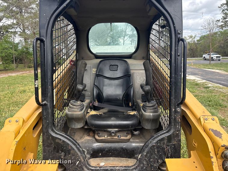 image for item EV2894 2015 Caterpillar 236D skid steer loader