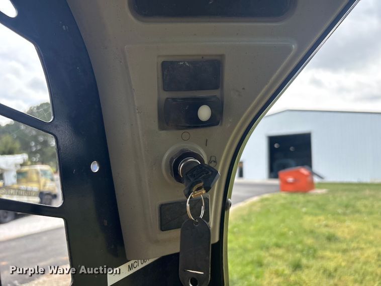 image for item EV2894 2015 Caterpillar 236D skid steer loader