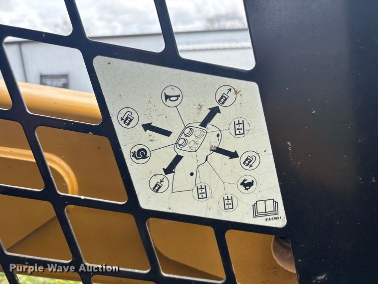 image for item EV2894 2015 Caterpillar 236D skid steer loader