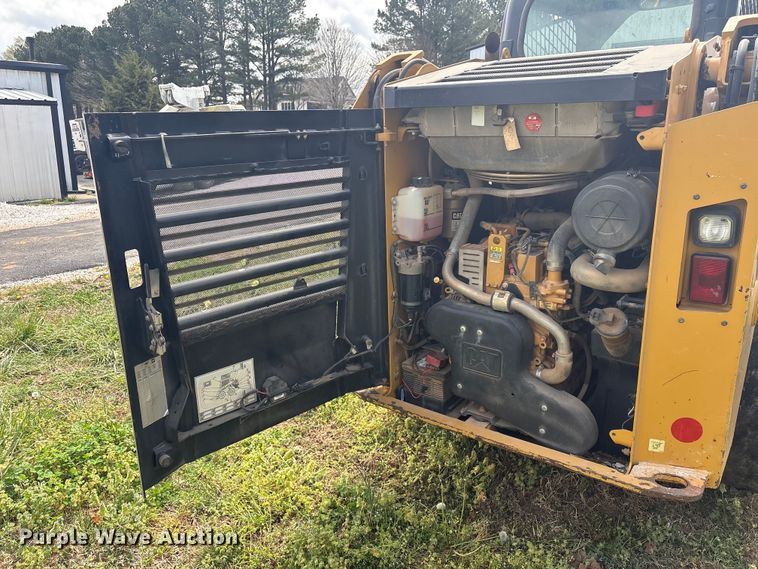 image for item EV2894 2015 Caterpillar 236D skid steer loader