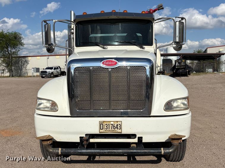 image for item EV2900 2015 Peterbilt PB337 water truck