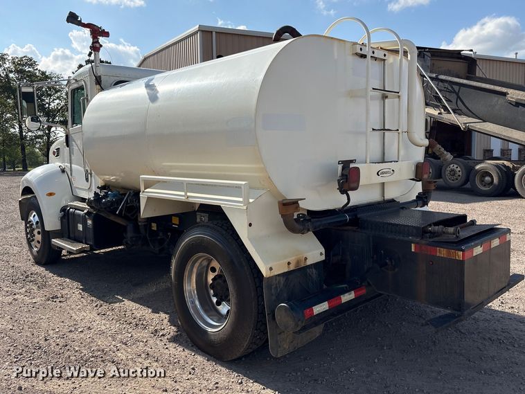 image for item EV2900 2015 Peterbilt PB337 water truck